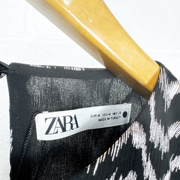 Zara Black and White Zigzag Dress - Picture 5 of 12